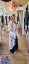 Load image into Gallery viewer, Malissa J White Swing Top 2443
