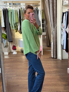 Amber Knit Apple