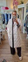 Load image into Gallery viewer, Quilted Leopard Coat