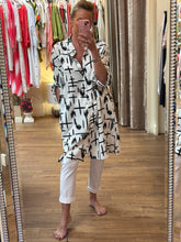 Load image into Gallery viewer, Claudia Shirt