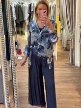 Load image into Gallery viewer, Vera Wrap Top Navy