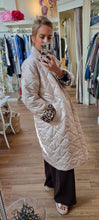 Load image into Gallery viewer, Quilted Leopard Coat