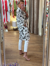 Load image into Gallery viewer, Claudia Shirt