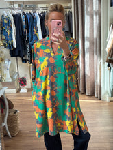 Load image into Gallery viewer, Bella Blue V Neck Tunic