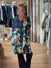 Load image into Gallery viewer, Bella Blue Graphic Denim Coat