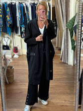 Load image into Gallery viewer, Malissa J Black Circle Jacket wf2553