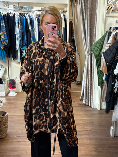 Malissa J Leopard Zip up Top wf2524