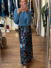 Load image into Gallery viewer, Malissa J Blue Flower Skirt wf1606
