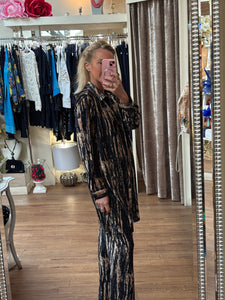 Malissa J Black/Gold Velvet Shirt ash47