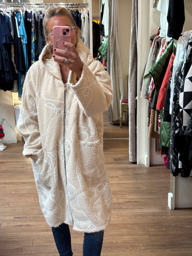 Swirl Pattern Jacket Cream