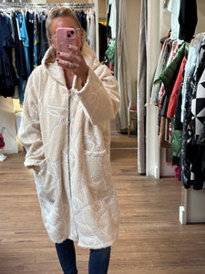 Swirl Pattern Jacket Cream