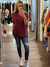 Load image into Gallery viewer, Short Sleeve Sparkle Knit Wine