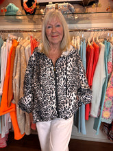 Load image into Gallery viewer, Malissa J Hooded Zip Leopard Jacket wf2389