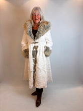 Load image into Gallery viewer, Pu Fur Winter White Print Coat