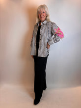 Load image into Gallery viewer, Malissa WF2917 Stripe Motif Shirt