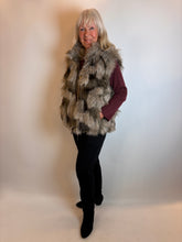 Load image into Gallery viewer, Malissa GC21982 Khaki Reversible Gillette