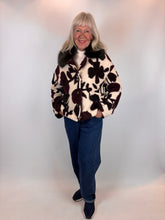 Load image into Gallery viewer, Fleece Like Short Jacket  Brown