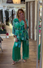 Load image into Gallery viewer, Megan Top Green
