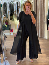 Load image into Gallery viewer, Roxy Top Black